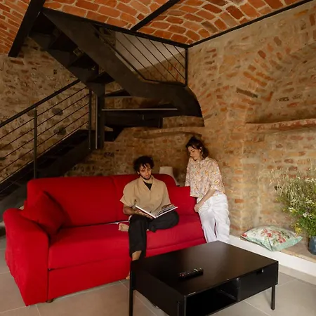 Апартаменты Casa Nin, Storie E In Collina