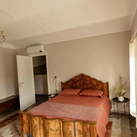 Апартаменты Casa Nin, Storie E In Collina *