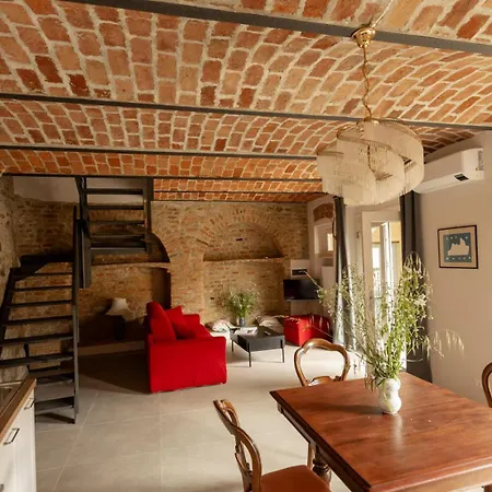 Casa Nin, Storie E In Collina Appartement Cisterna dʼAsti