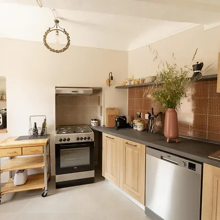 Casa Nin, Storie E In Collina *