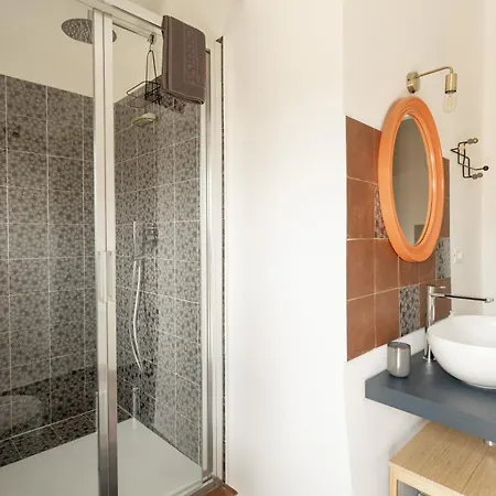 Casa Nin, Storie E In Collina Apartamento *