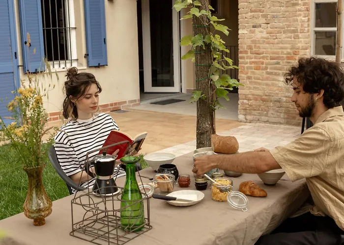 Casa Nin, Storie E In Collina * Cisterna dʼAsti
